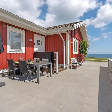 Anastacia - 75m From The Sea By Interhome *
